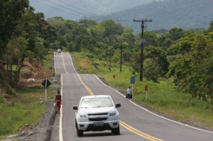 a pista foi recuperada e sinalizada (fotos Carol Garcia/Secom BA)