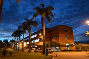 uesc noite