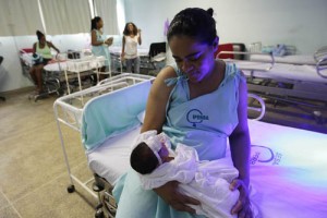 Maternidade do Iperba é contemplada com um cartório como parte do projeto "Minha Certidão" Foto: Carol Garcia/GOVBA