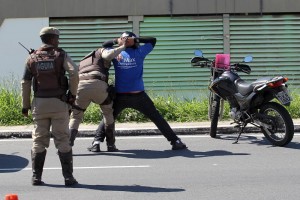 PM-BA aumenta em 50% o número de blitzes no estado.Foto: Camila Souza/GOVBA