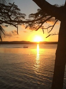 Cai a tarde na Lagoa Encantada, Ilhéus, Sul da Bahia. Terra de todos os encantos.