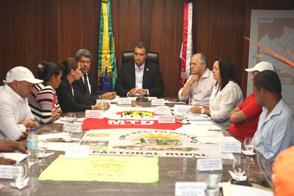 Governador Rui Costa recebe líderes dos movimentos sociaisNa foto:Foto: Alberto Coutinho/GOVBA