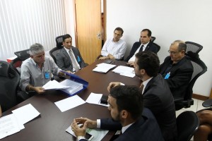 Secretário de Educação, Walter Pinheiro, se reúne com o Ministério Público do Trabalho para solucionar os atrasos nos pagamentos do servidores terceirizados da EducaçãoFoto: Carol Garcia/GOVBA