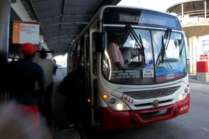 Integração Metrô-ônibus urmanos e metropolitanos Foto: Paula Fróes