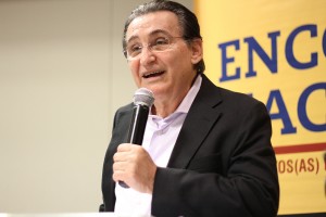 Debate com Renato Rabelo - Brasil passa por colapso social e moral1