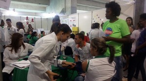 37692070335_a3e65b6b17_z