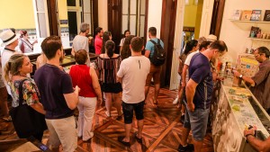 Turistas de Navio MSC Musica Visitam Casa de Jorge Amado - Fotos Rodrigo Macedo (8)