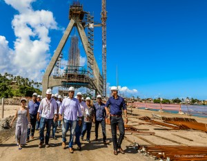 Visita do Prefeito as Obras da Ponte.foto Clodoaldo Ribeiro-15