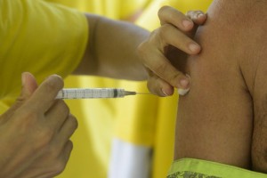  Os grupos prioritários tiveram entre os dias 10 de abril e 31 de maio para se vacinar com exclusividade - (foto Tomaz Silva/Agência Brasil)