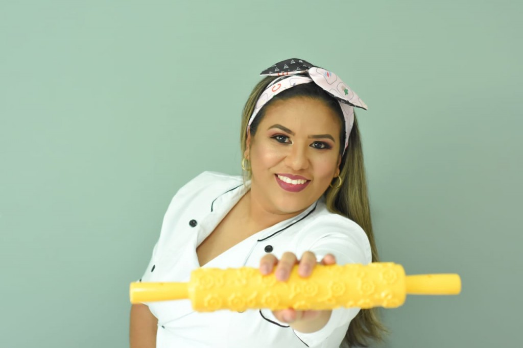 Sintia Kaliane - confeiteira - paciente curada