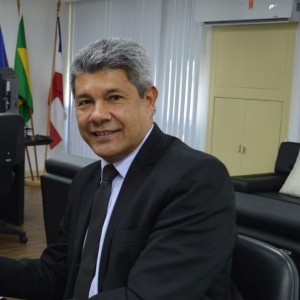 98FFA645-3E08-4CD9-B258-955B476CDAD0