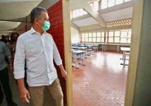 D8A10AE4-82F8-4C52-A905-0AC0932AAB45