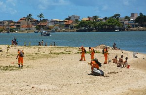 Limpeza praias - PMI