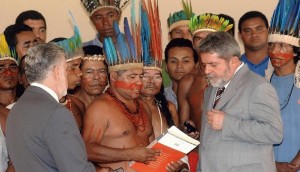 O então deputado Wagner, promoveu a reunião entre o cacique Gerson Pataxó com o presidente  Lula, lembrado na live. Foto: Antonio Cruz.