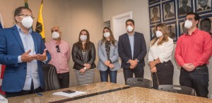 FA23E2EC-CA44-4AEF-B26A-4C74FACBD058