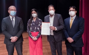 125F7E10-B929-4602-9165-0E1683CFD75B