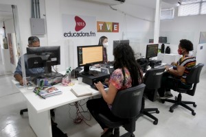 1DCE37EB-9505-4205-9F6C-194272A3C353