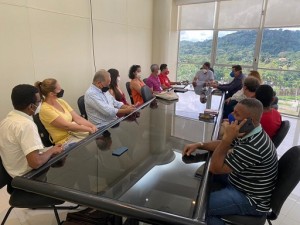 ENTIDADES DIALOGAM SOBRE A ENTREGA DE DONATIVOS FOTOS ASCOM AMURC (1)